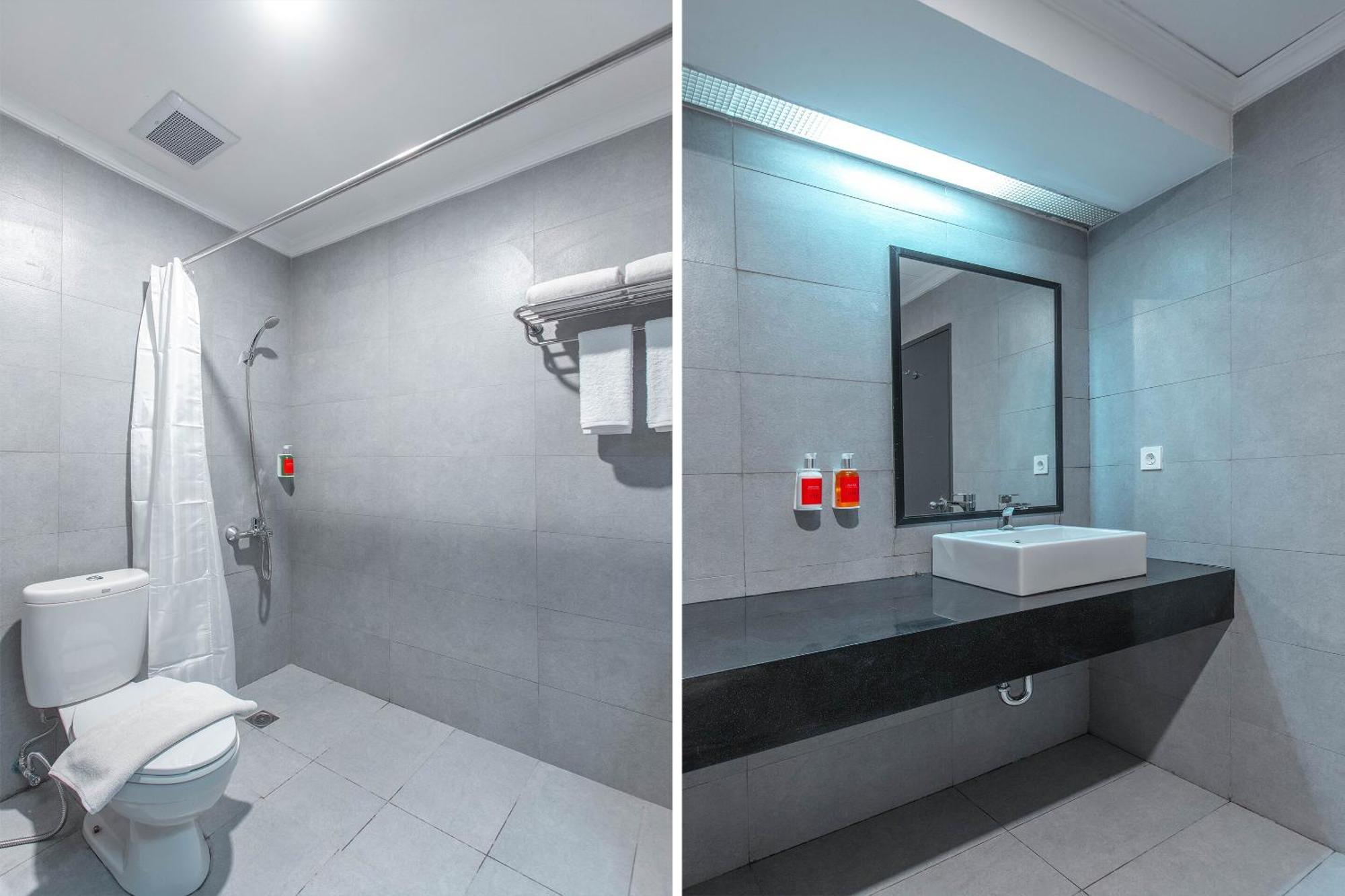 Super Oyo Townhouse 1 Hotel Salemba Jakarta Exterior foto